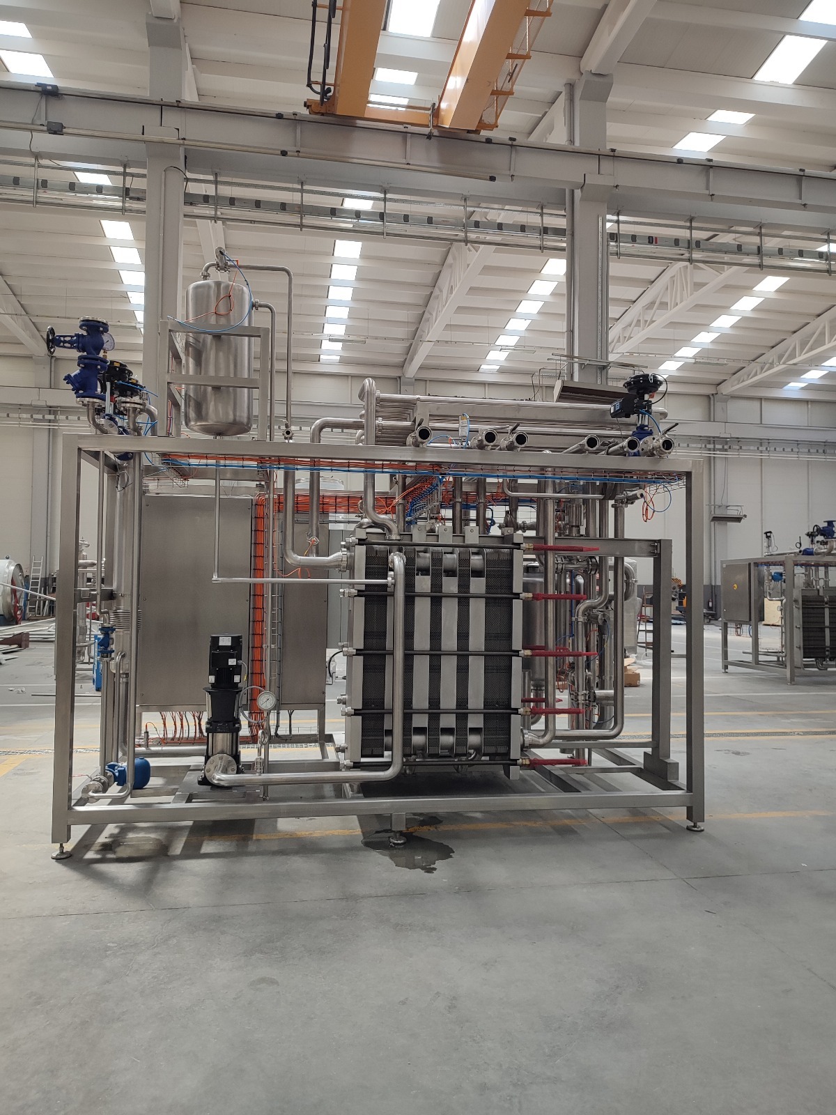 Пластинчатые пастеризаторы PHE для молочной и пищевой промышленности