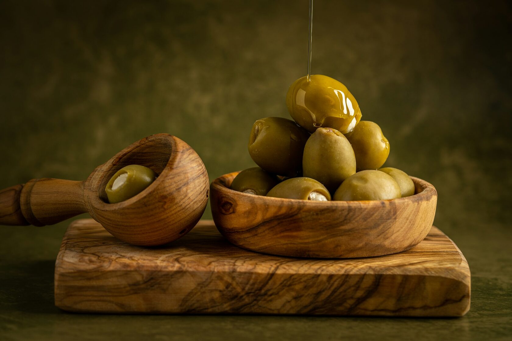 Оливки и маслины