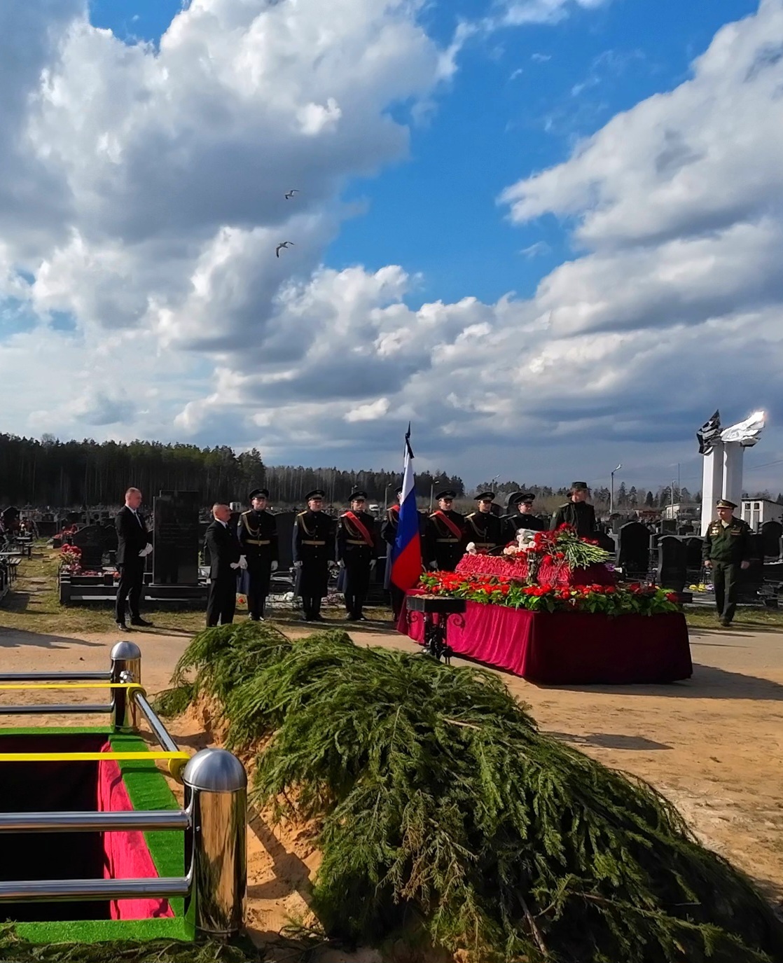 В твери похоронили. Прощание. Прощание с погибшими в сво. Прощание с погибшими на Украине военными.