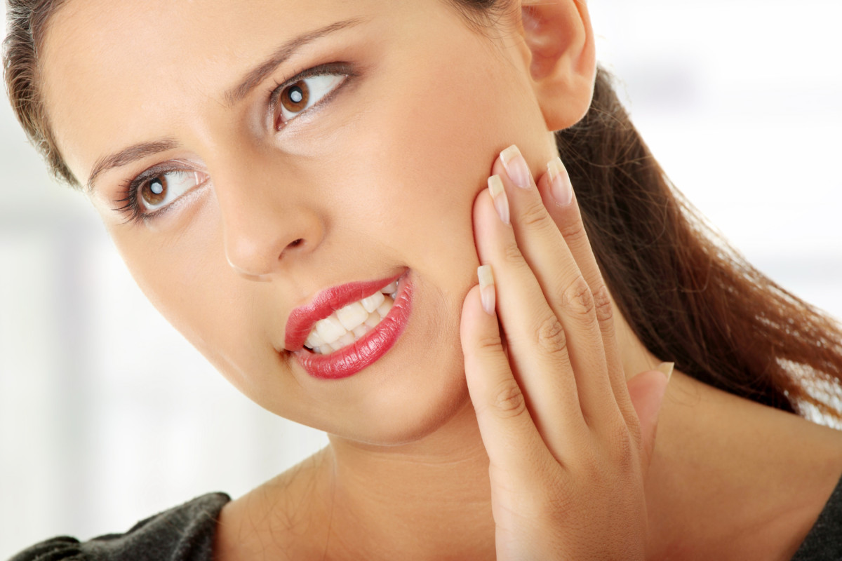 Почему болит зуб после удаления: причины, советы как уменьшить боль