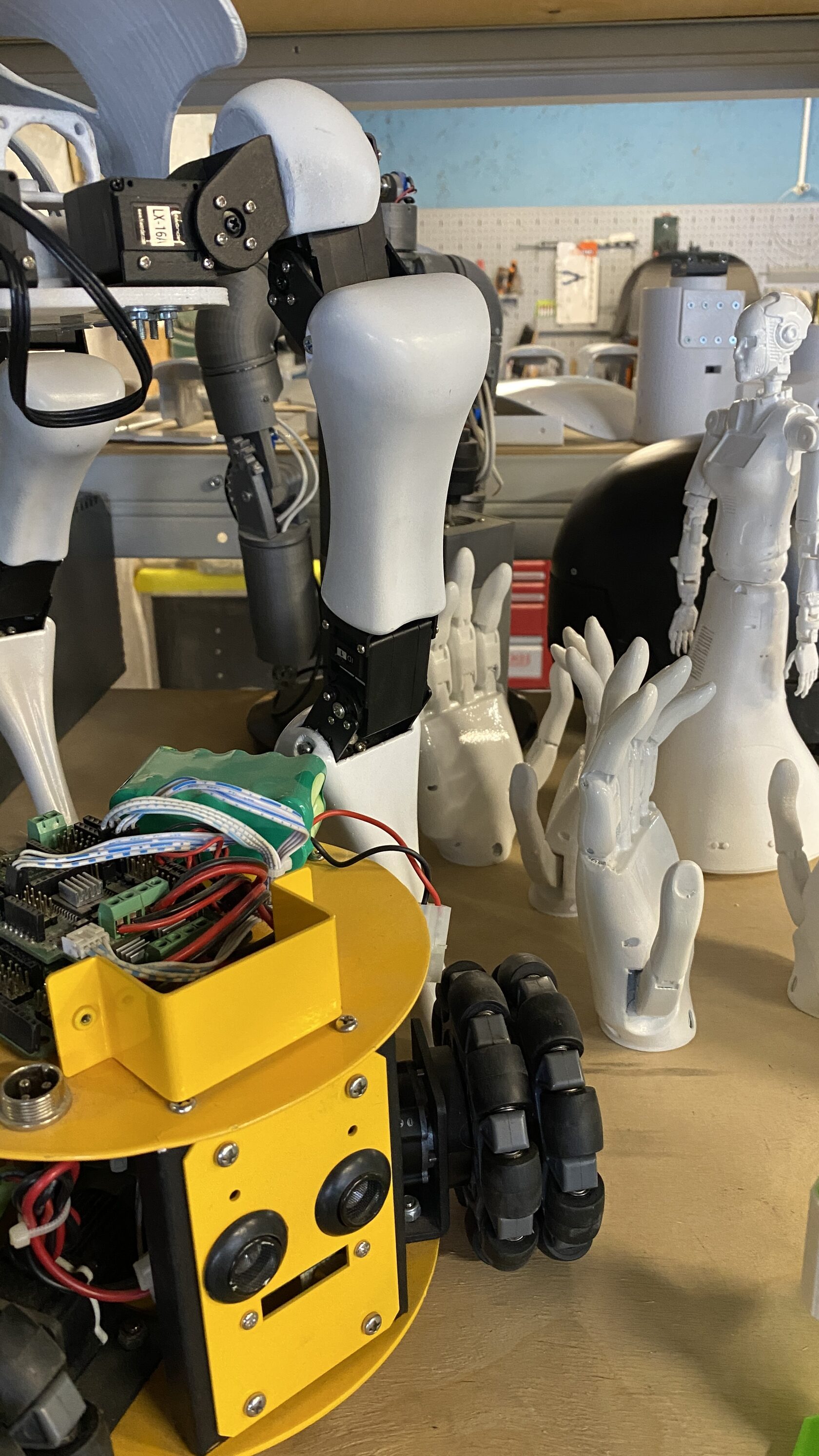 детали сервисных роботов