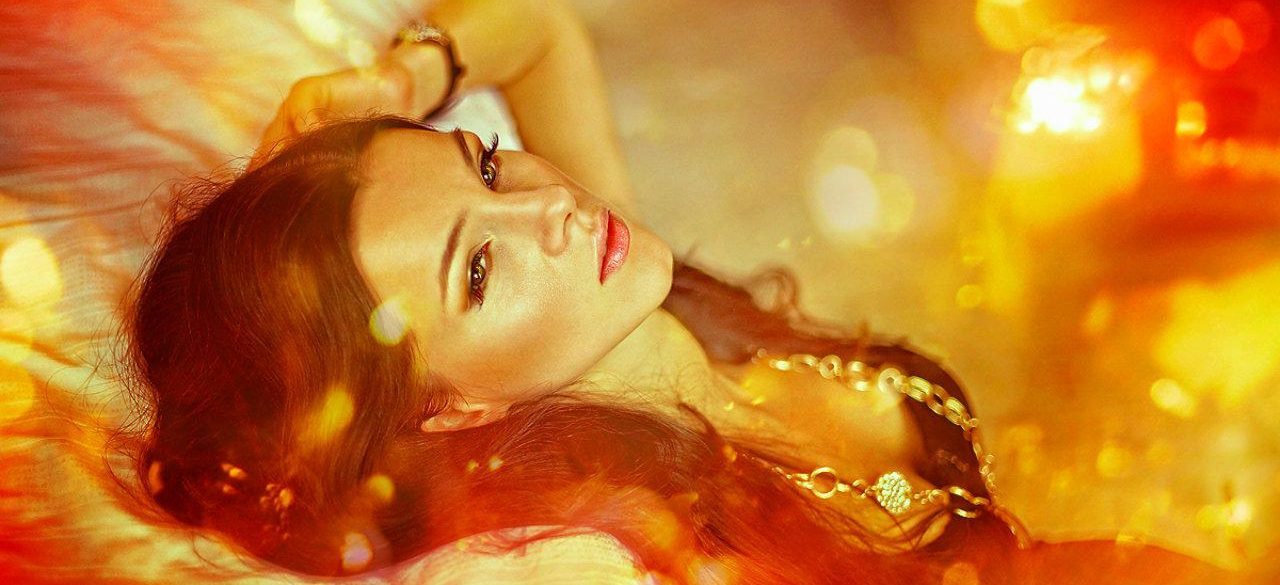 Девушка в истоме. Наслаждение женщины. Женщина наслаждается любовью. Романтичная девушка. Женщина наслаждается.