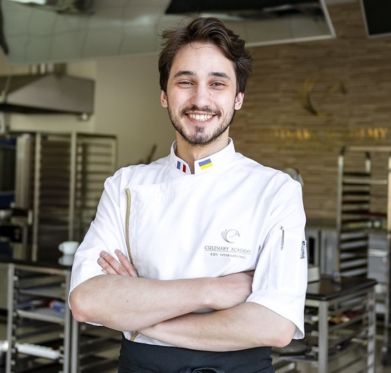 Aleksandr Trofimenkov - Pastry Chef ᐈ Master Classes, Online Courses ⋆ KICA