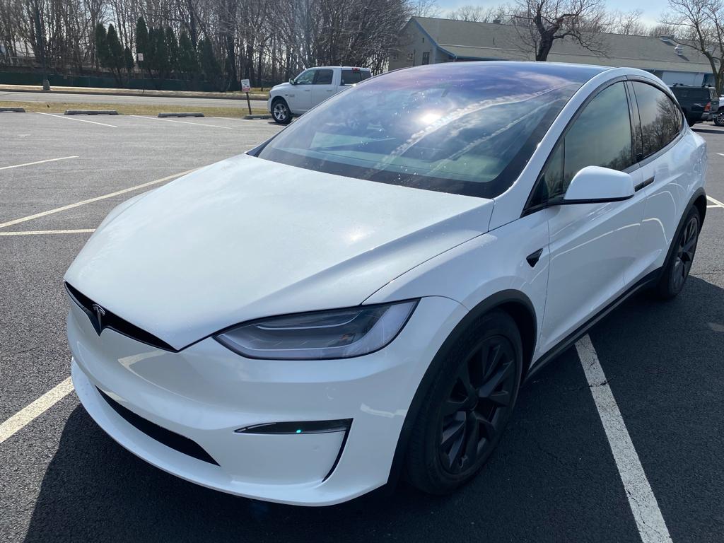 Tesla model x 2022