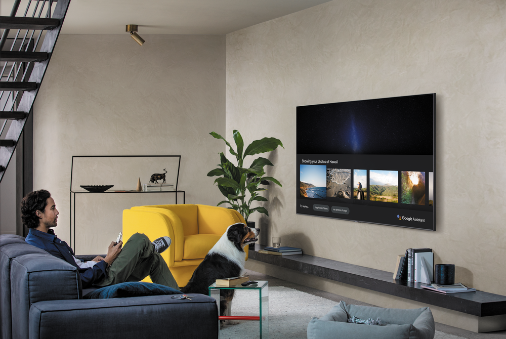 Телевизоры в умном доме яндекса. Samsung q70t QLED. Samsung QLED Smart TV.