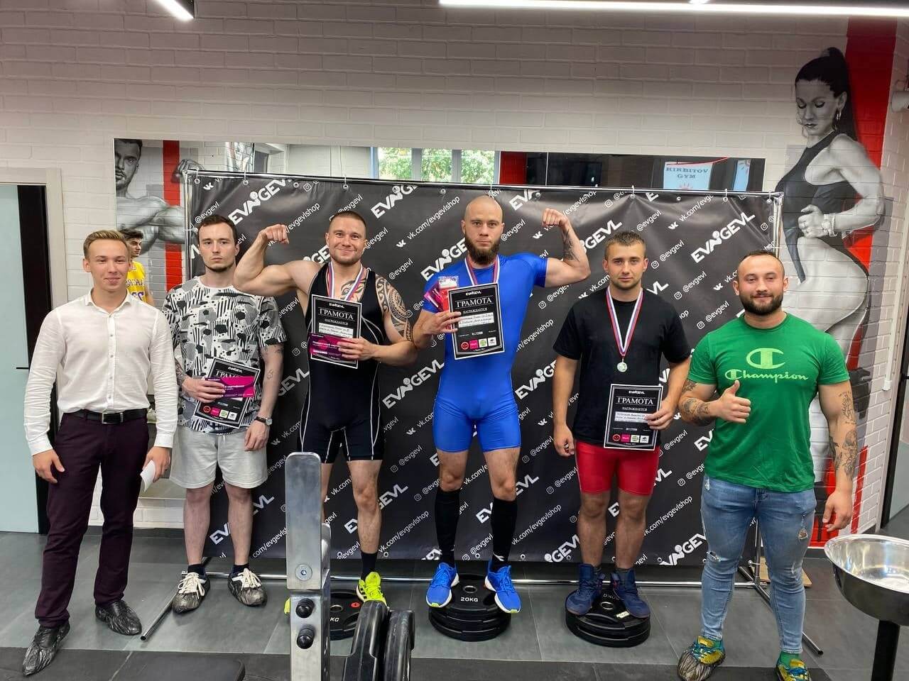 тренер онлайн, фитнес пермь, онлайн обучение, фитнес клуб, тренер по фитнесу Рифат Сулейманов, фитнес занятия, фитнес клуб