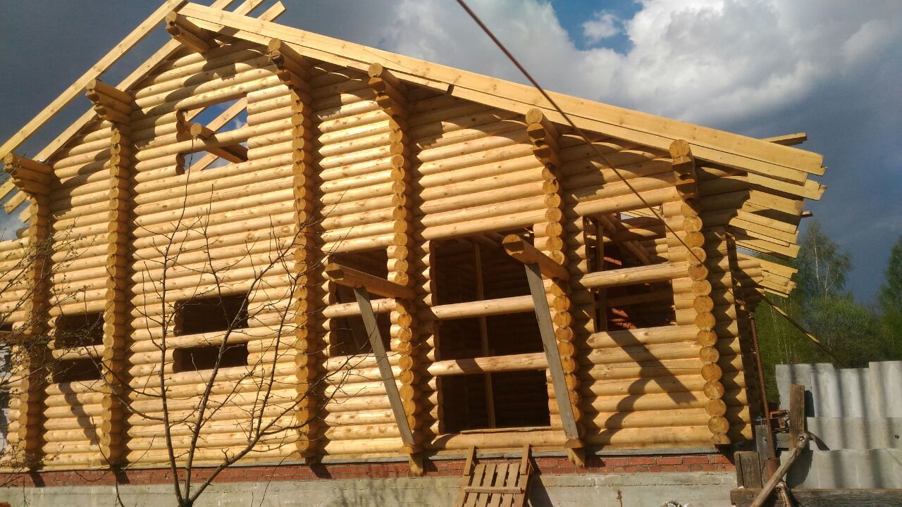 Сруб с выносом. Дома, бани под ключ сургут. Владимирские срубы. Владимирские срубы. Посёлок норское ярославль.