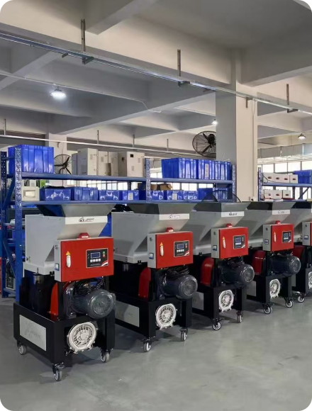 Процесс измельчения отходов