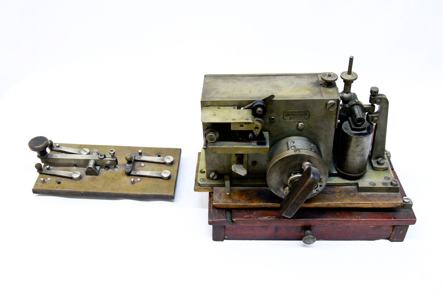 Телеграфный аппарат