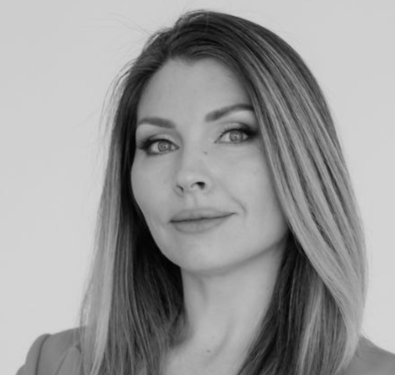 Лена Быкова