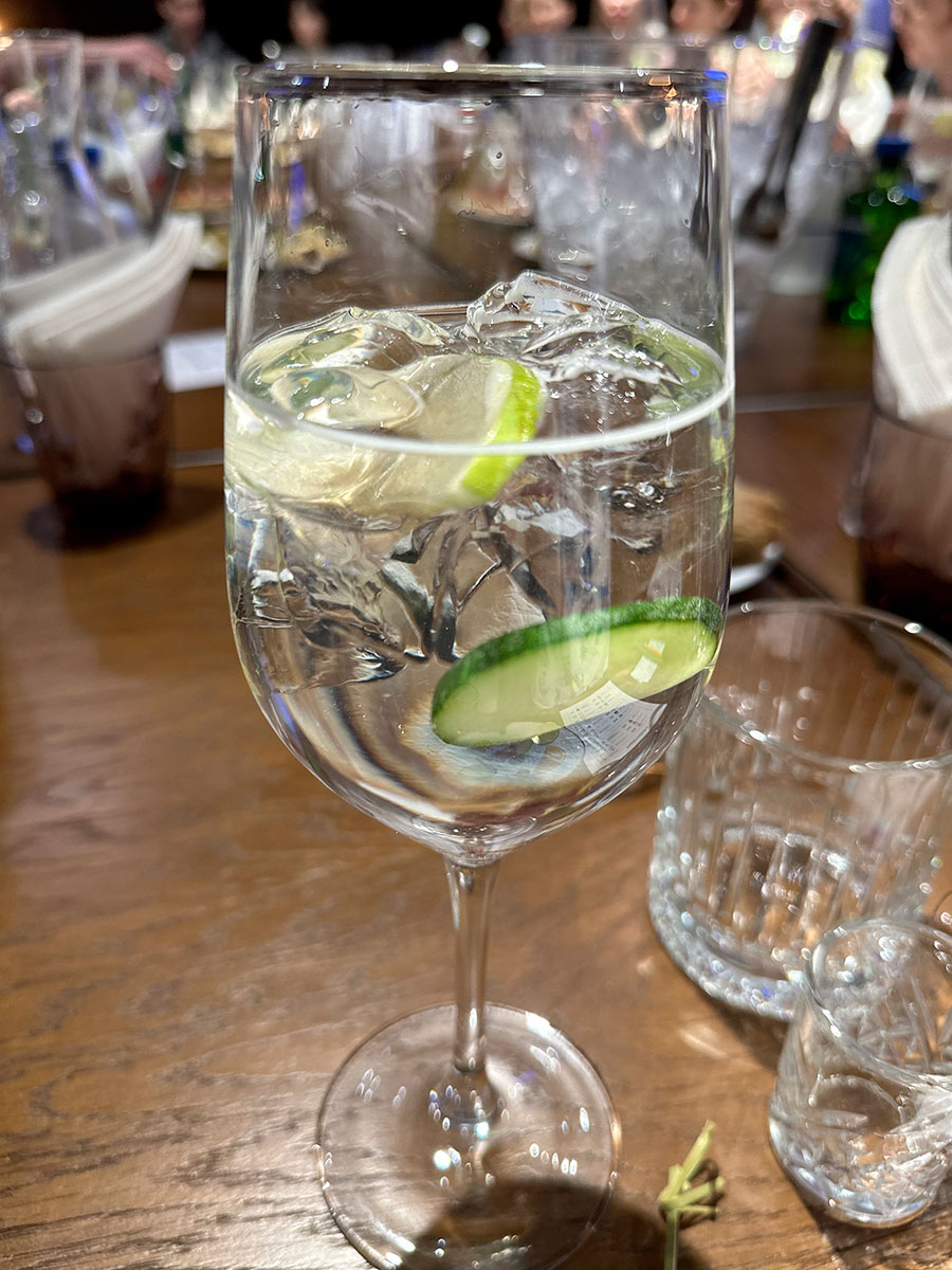 5 коктейлей на основе Tselovalnik Russian Spirits: мастер-класс в