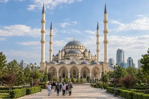 Иллюстрация направления: мечеть «Сердце Чечни» в Грозном
