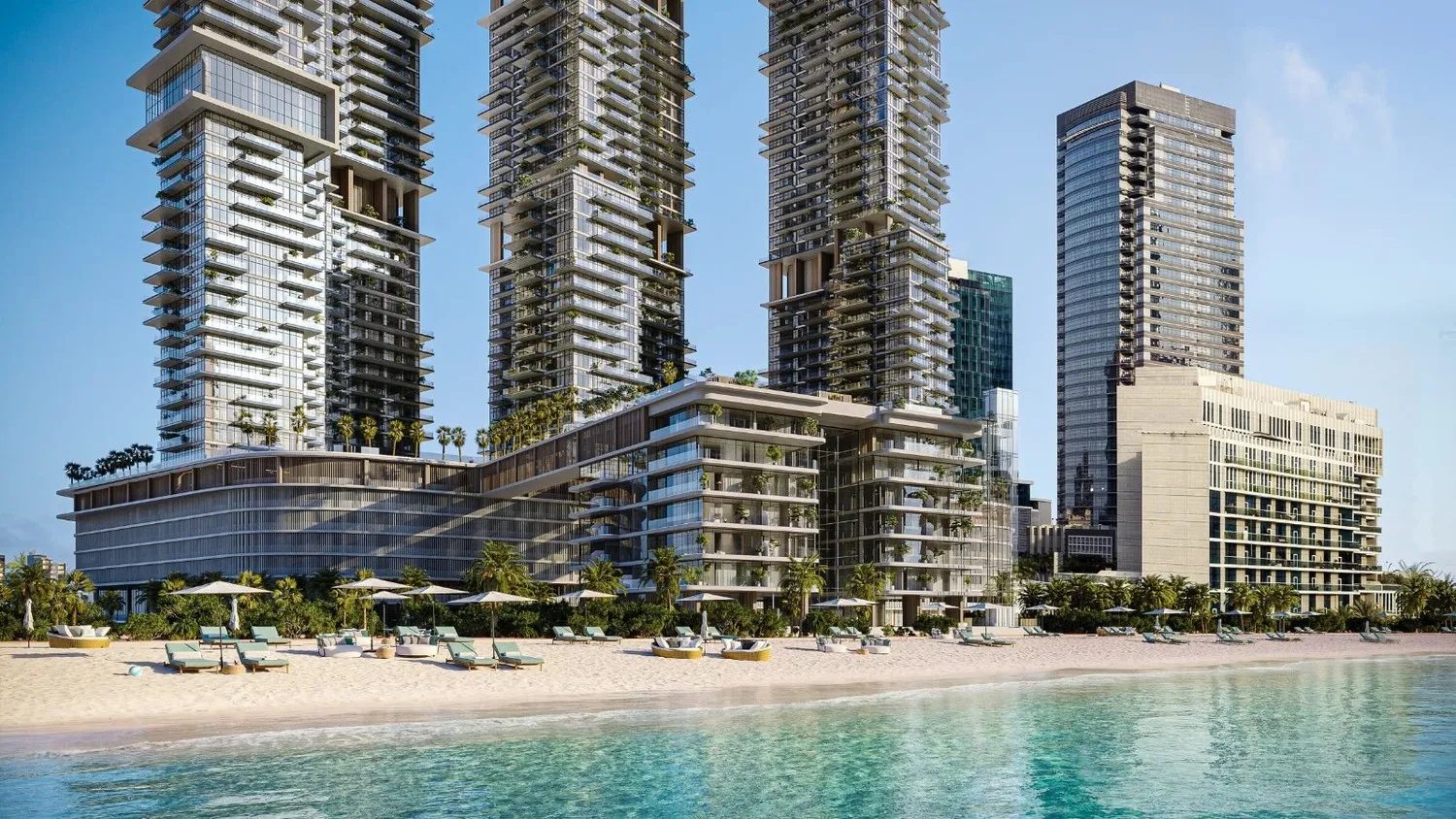 Three towers of Bab Al Qasr Beach Resort Residence 77 on the Al Reem Island beach