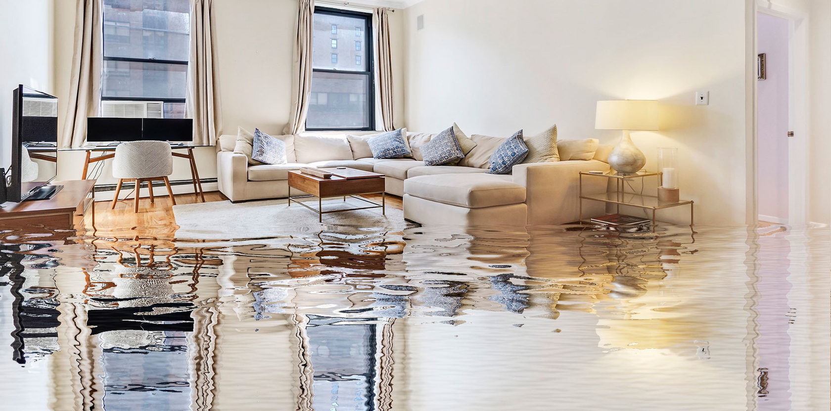 Сонник затапливает квартиру. Залив квартиры. Потоп в квартире. Затопление квартиры. Затопило квартиру.