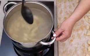 Приготовление ленивых вареников из творога по классическому рецепту: шаг 10