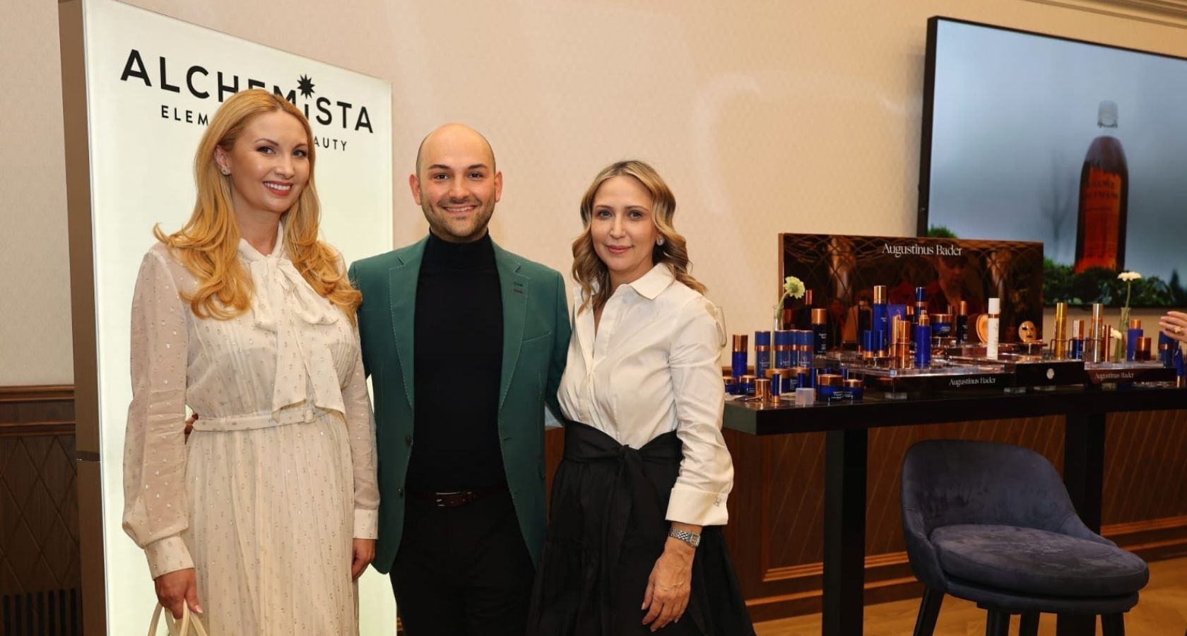 Йордана Димитрова, Кирил Чалъков и Цецка Караджова на събитие на Alchemista по повод премиерата на козметиката Augustinus Bader