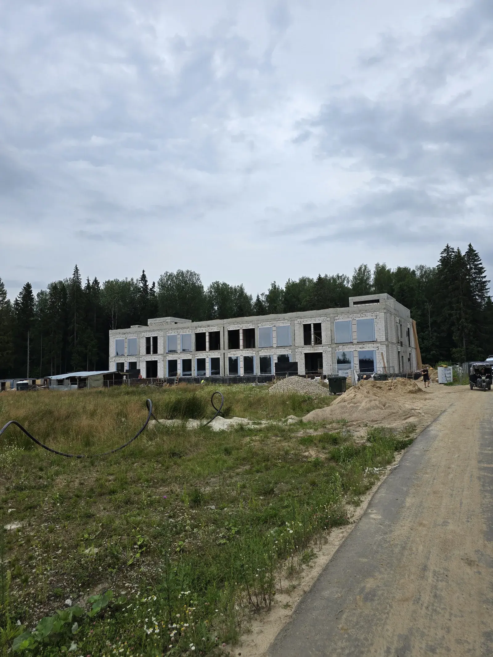 Остекление террас и зимние сады — объект «Архистек»