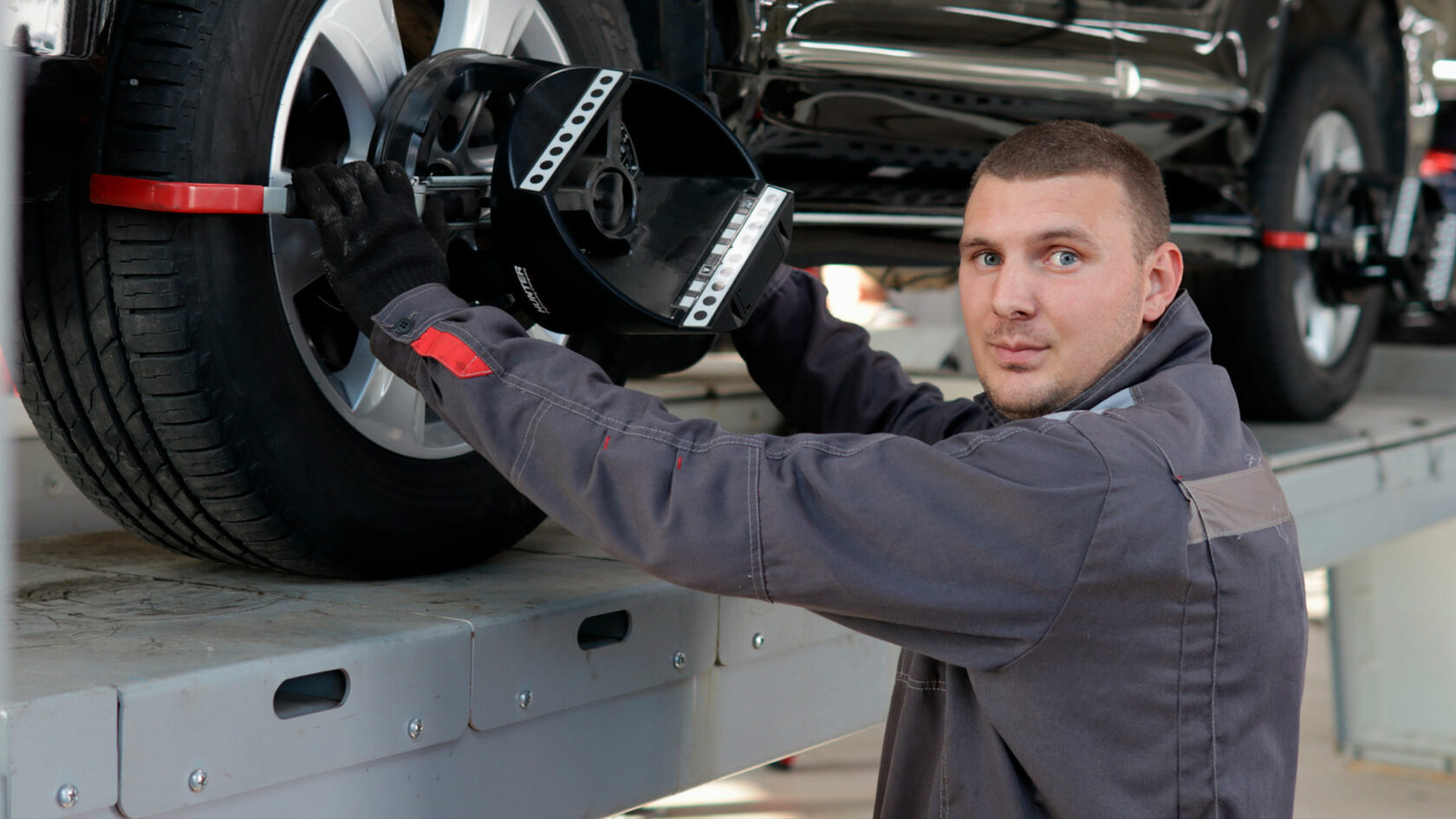 Электронная балансировка и шиномонтаж в Череповце