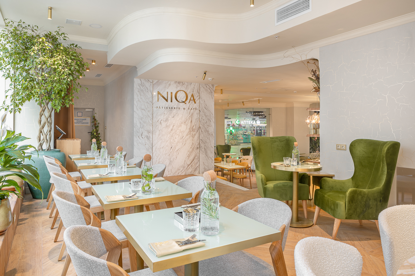 Кондитерская остоженка. Niqa patisserie cafe, москва тверской бульвар. Niqa остоженка. Niqa patisserie cafe, москва. Утиная ножка конфи в ресторане.