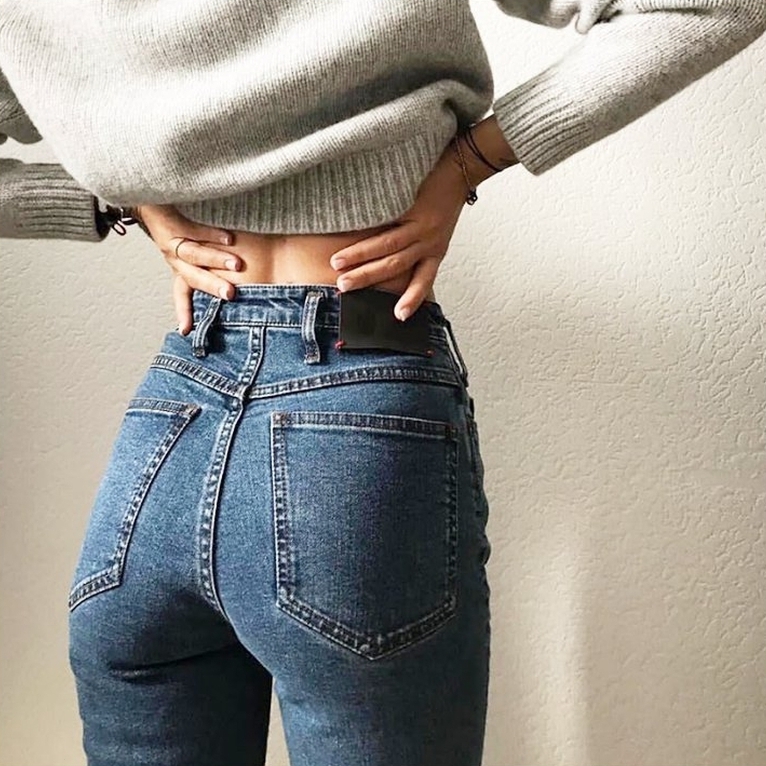 Эстетичные джинсы