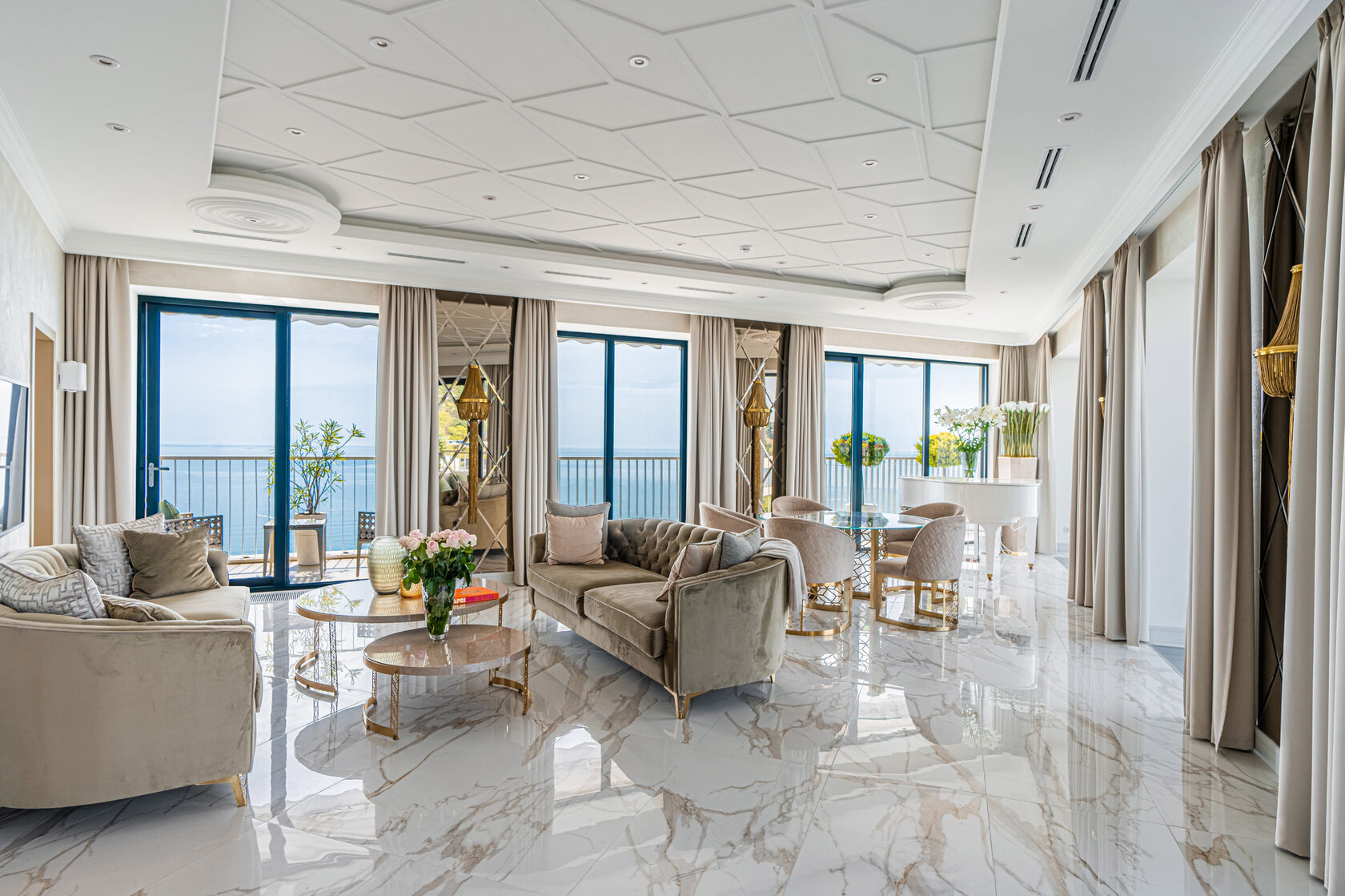 Пентхаус 280 м² Актёр Гэлакси 4 этаж терраса вид на море