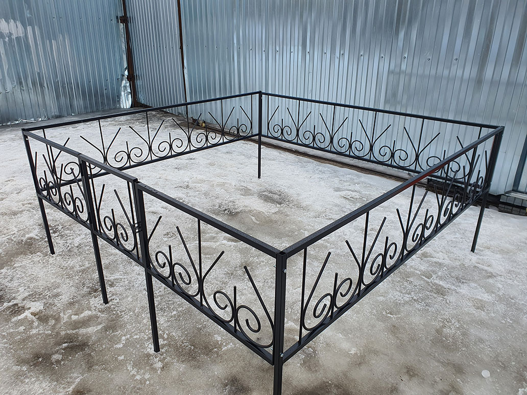 оградка с узорами