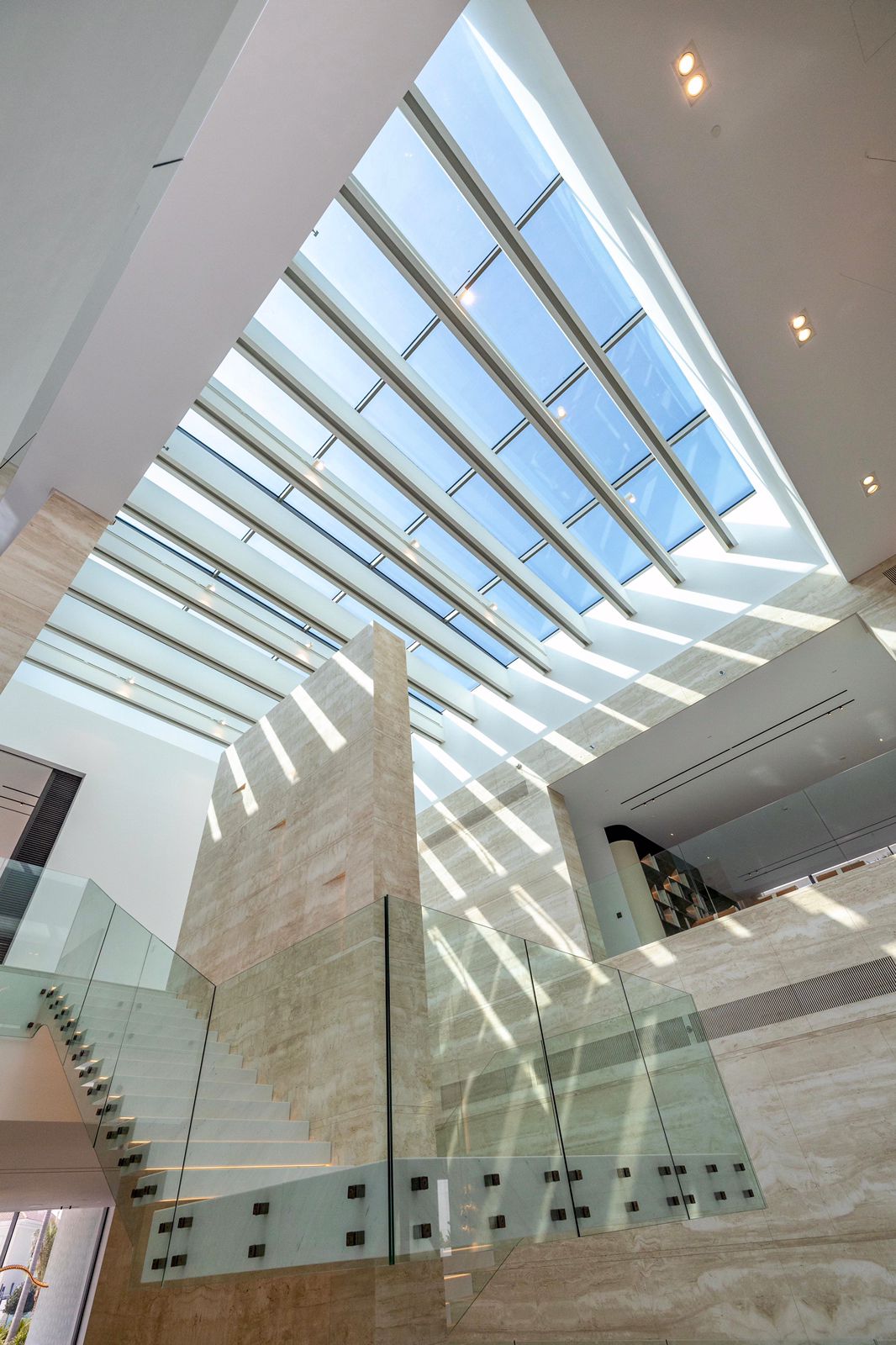 White Pearl Real Estate