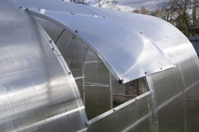 Форточка для теплицы