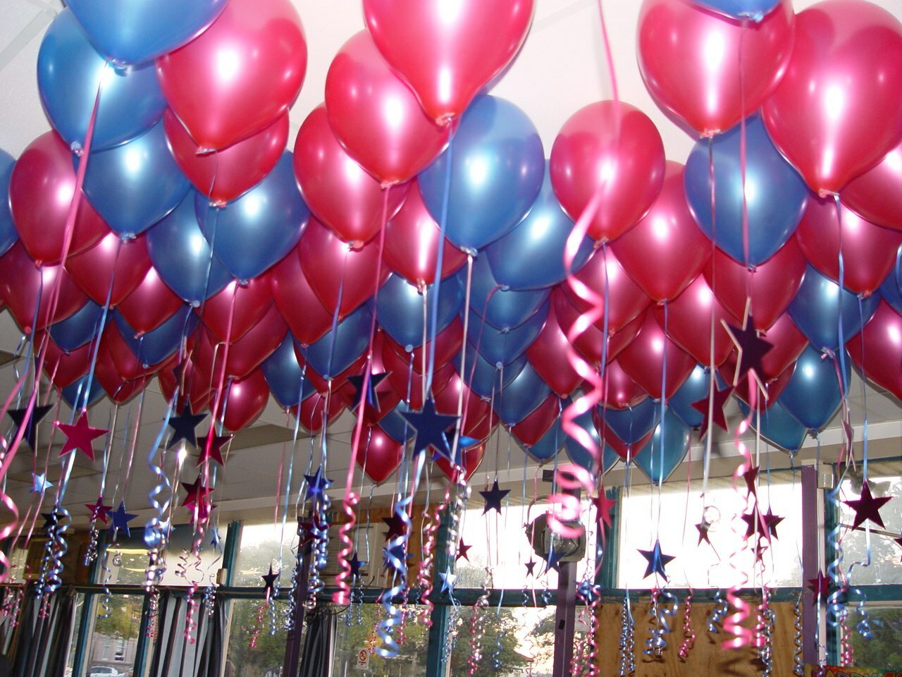 Фото с воздушными шарами на день рождения