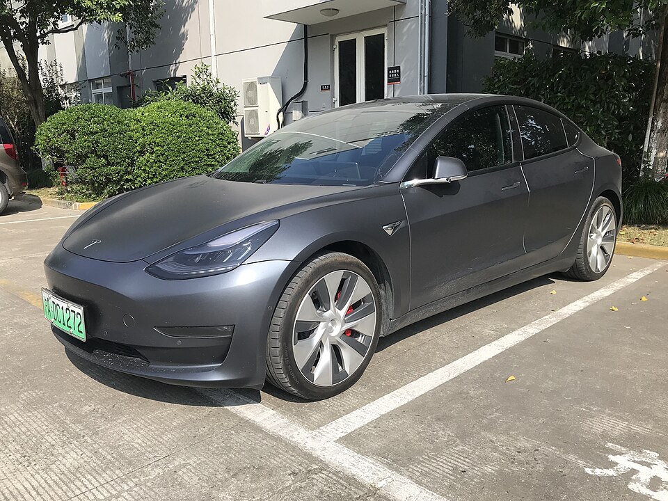 Tesla Model 3 China — визуальный ориентир модели