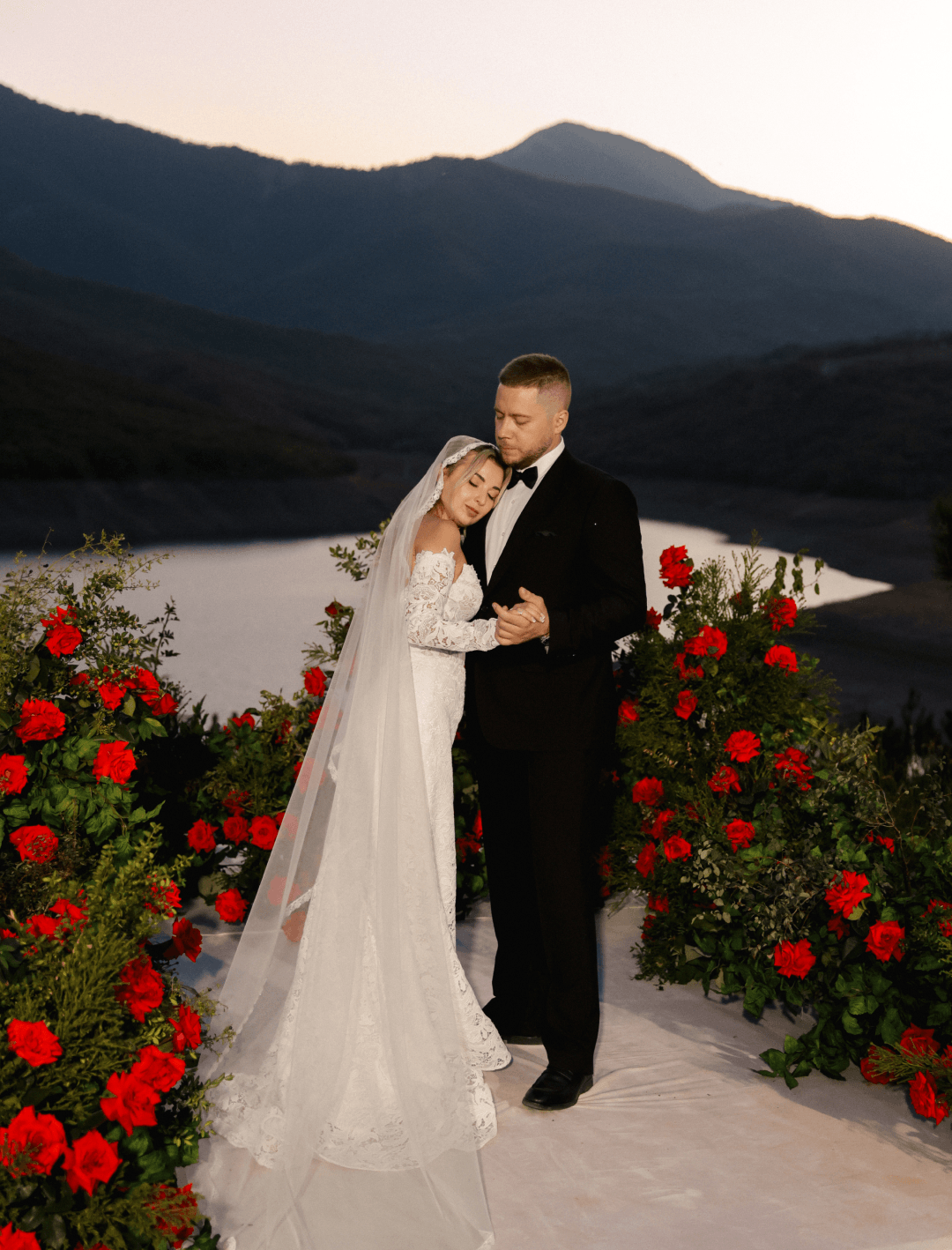 Neponaroshky-wedding-svadba-krym