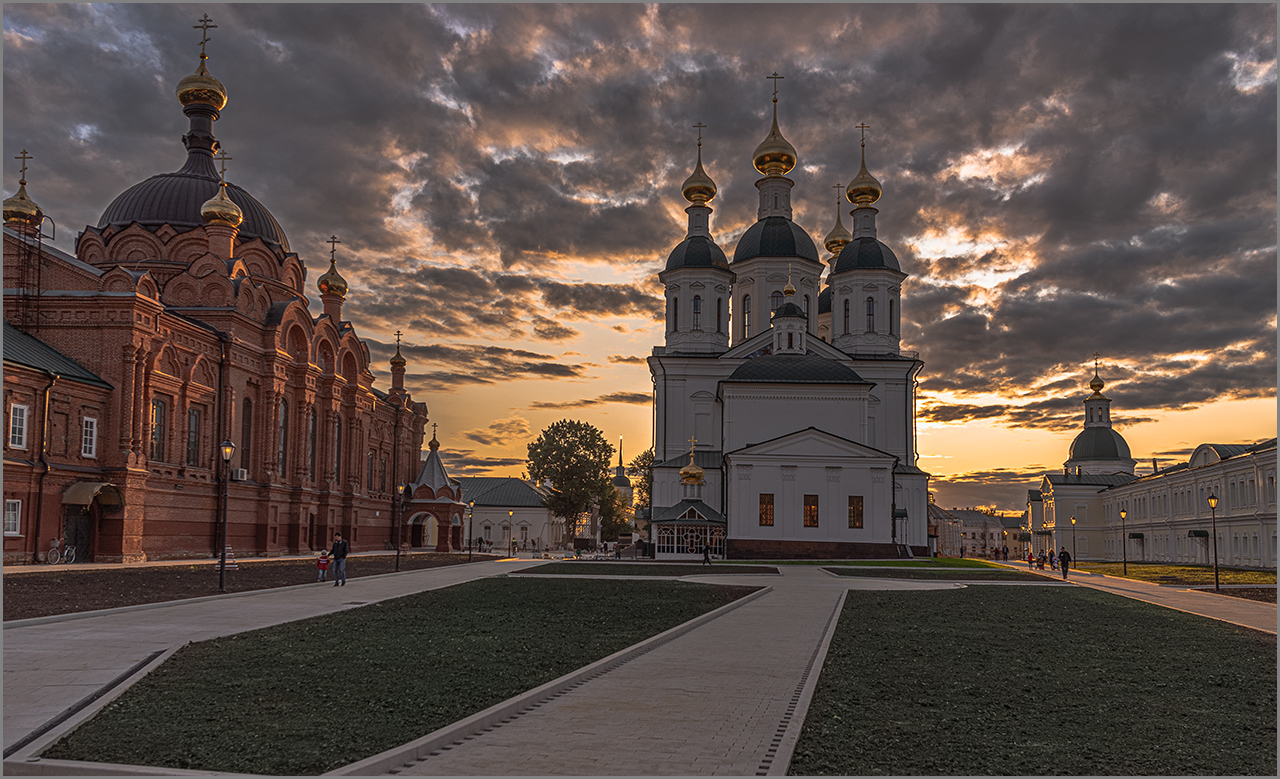 Успенский собор Саровского монастыря