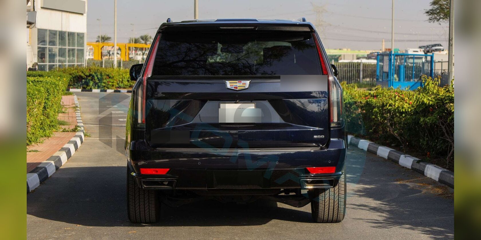 Фото CADILLAC ESCALADE № 4