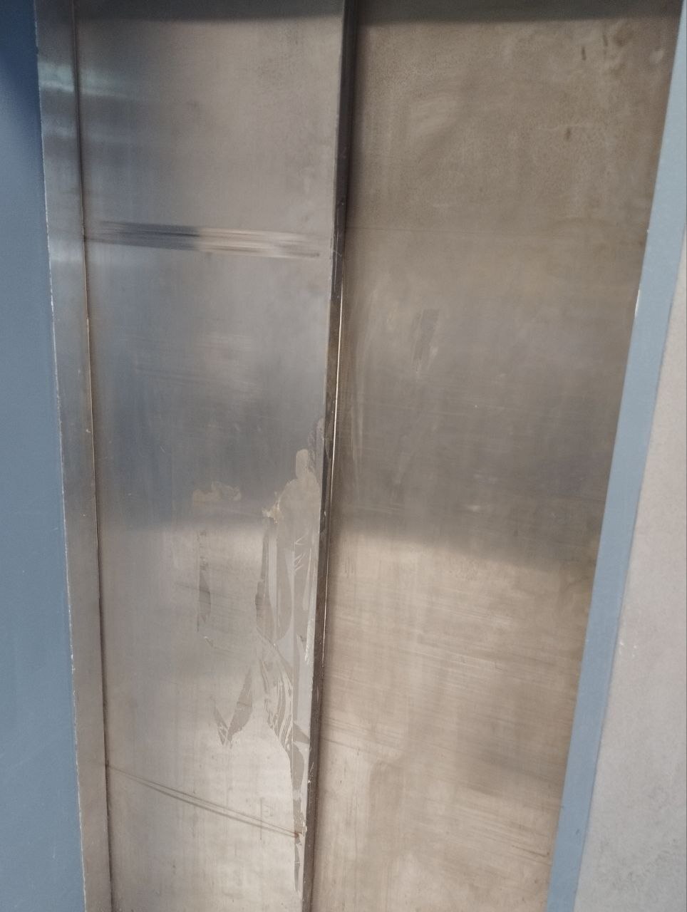 Реставрация дверей лифта