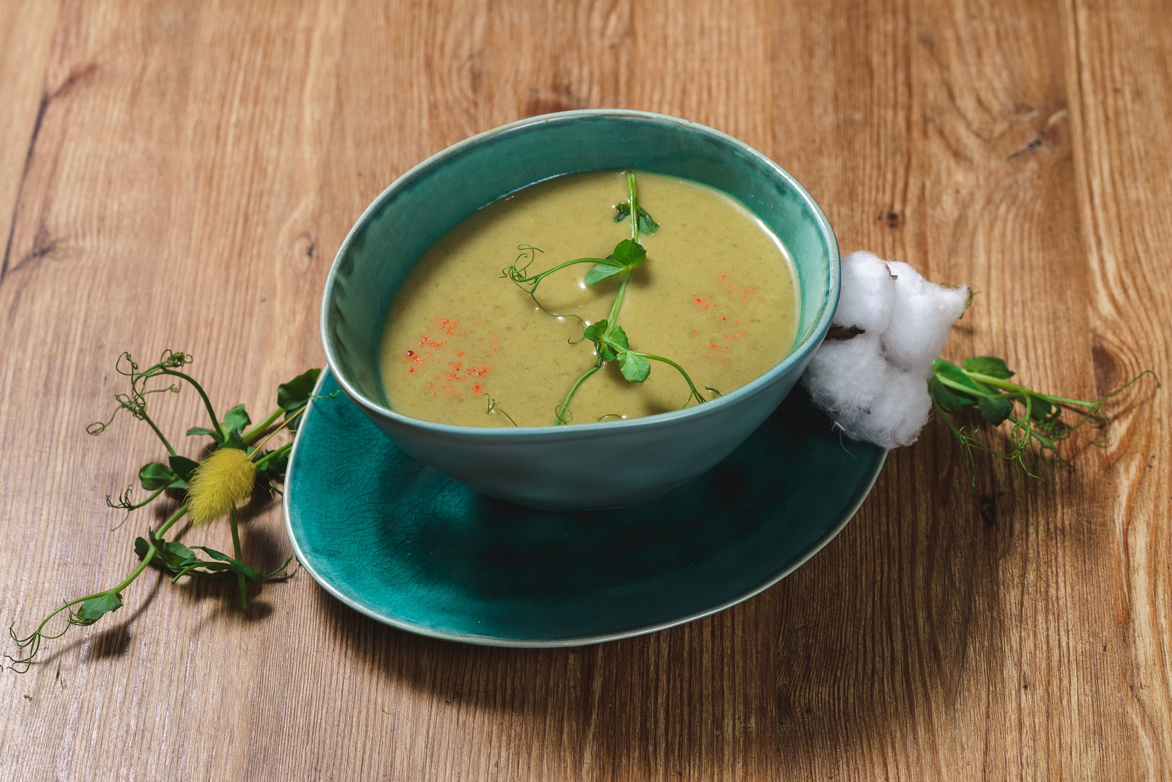 Крем суп для детей. Крем суп Геншин. Зеленый крем суп. Крем суп из шпината. Крем суп со шпинатом.