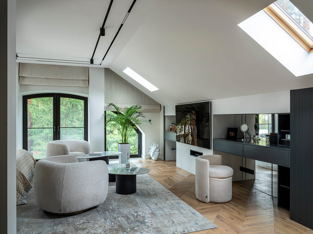 Студия дизайна интерьеров в Москве TsvetkovaSavinova design studio. Статья "Стильная мансарда для семейной пары"