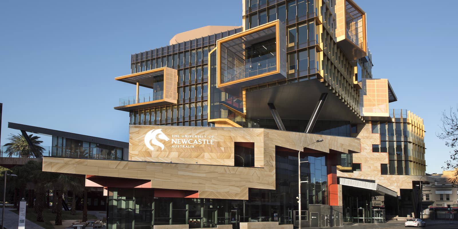 Descubre tu Futuro en Australia con la University of Newcastle: Oportunidades y Beneficios Exclusivos