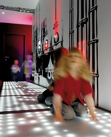 Интерактивный световой пол Smartfader