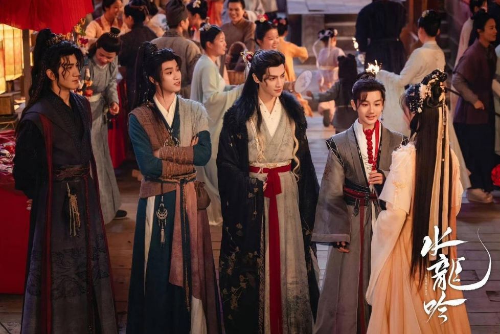 Кадр из этого роскошного сериала