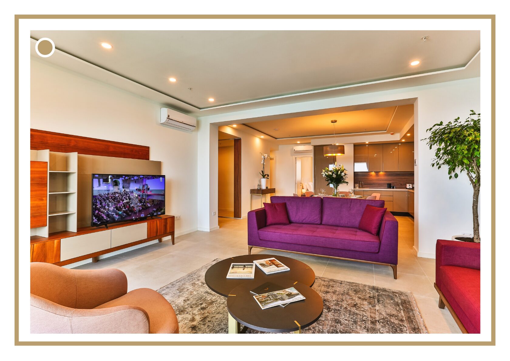 Beautiful view of Rent Luxury Apartment High Up