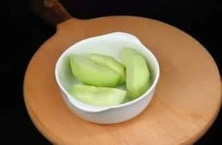 Приготовление форшмака из сельди: шаг 4