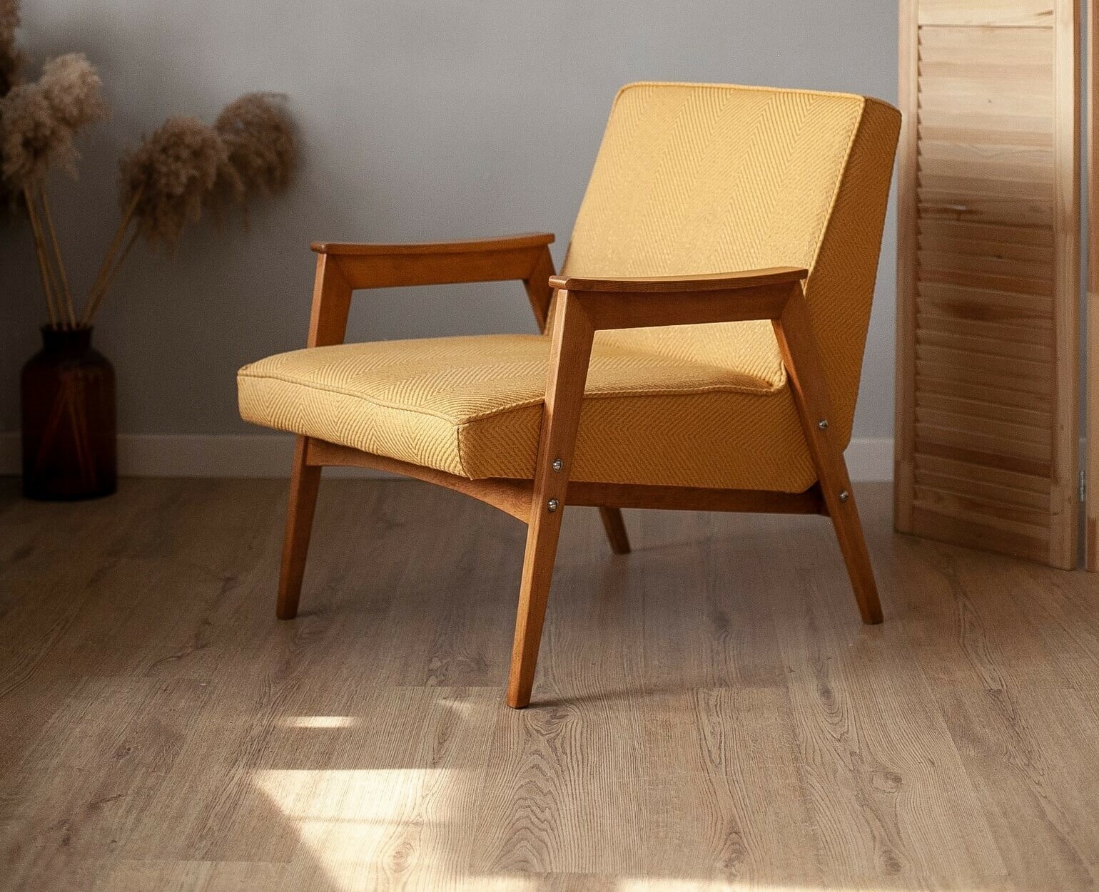 Вебинар "Как отреставрировать винтажное кресло"