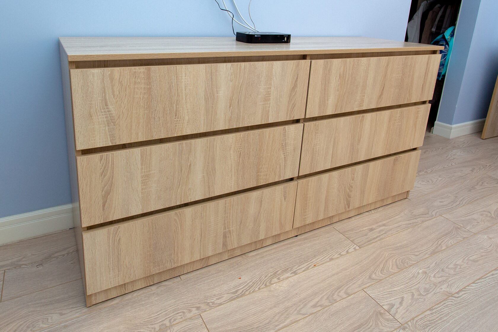 Комоды и тумбы