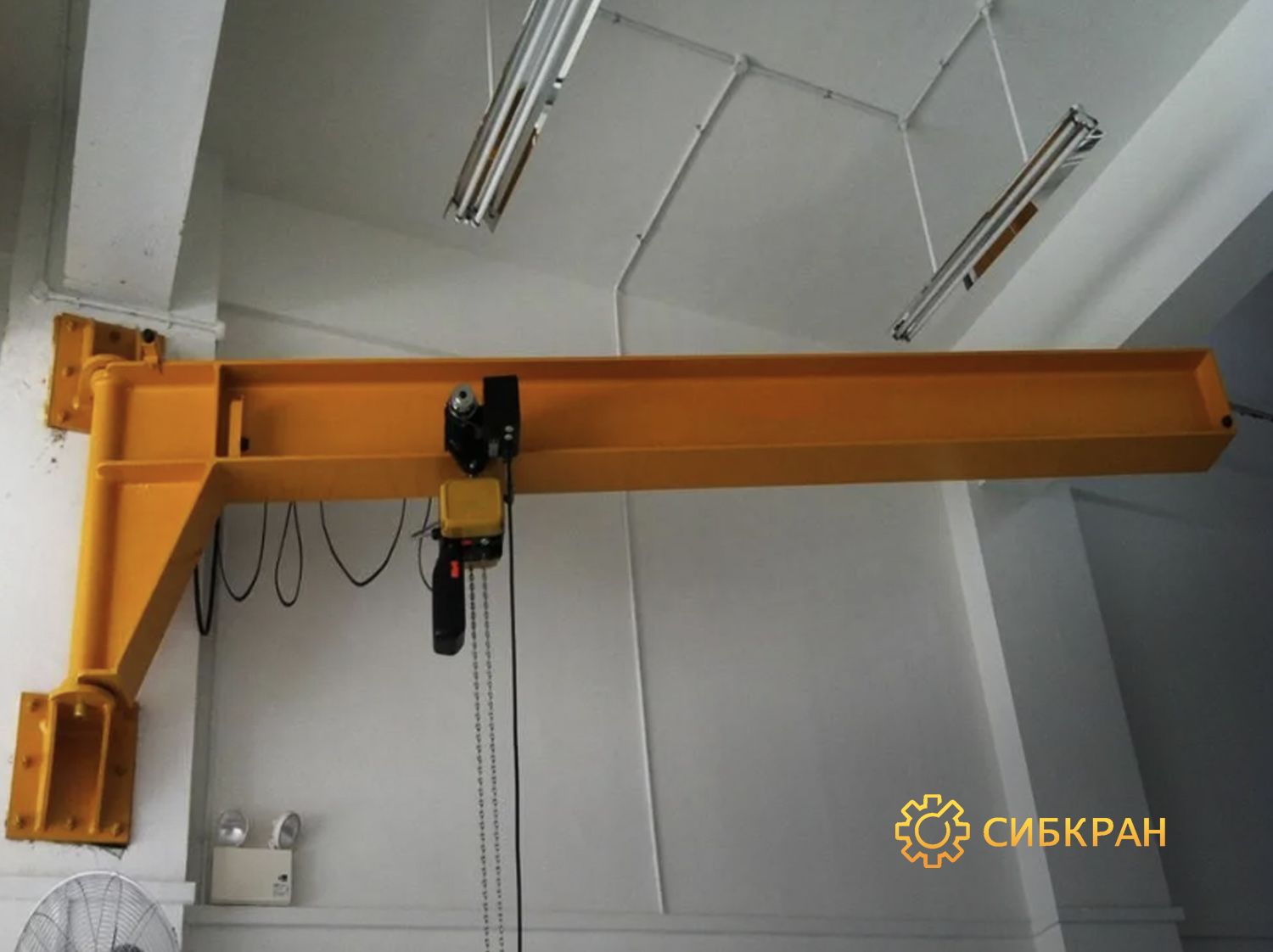 Установка настенного консольного крана 500 кг в Кемерово