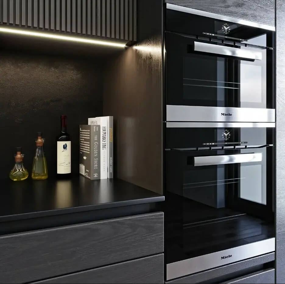 Благородная черная кухня с премиальной техникой Обнинск