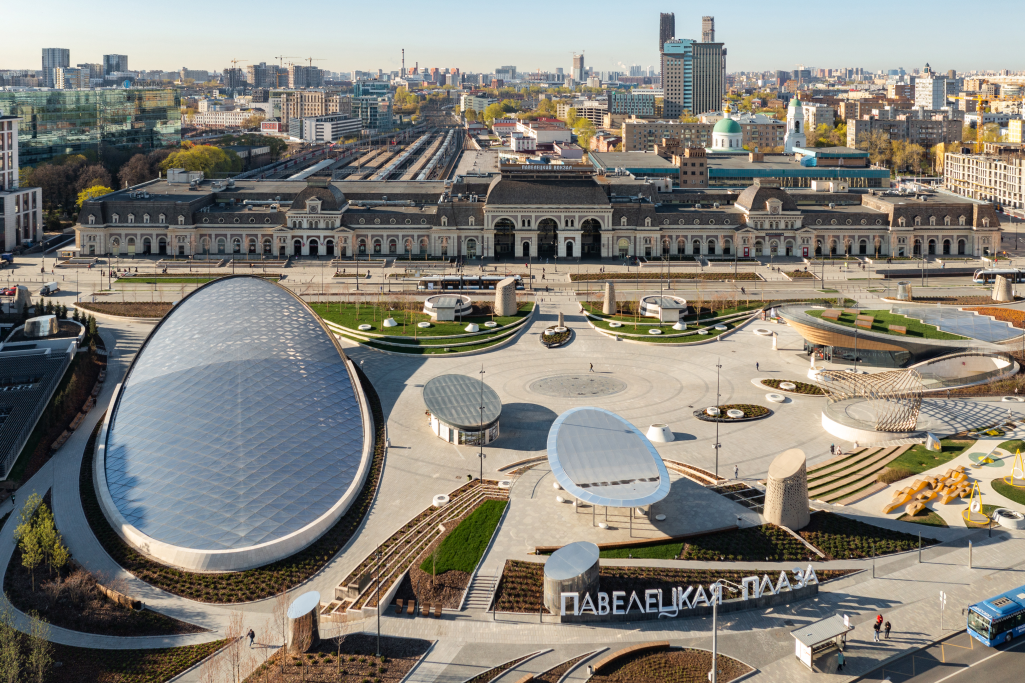 Центр Москвы. Торговые центры в центре Москвы. Enka Павелецкая Плаза. Открытие Арена.