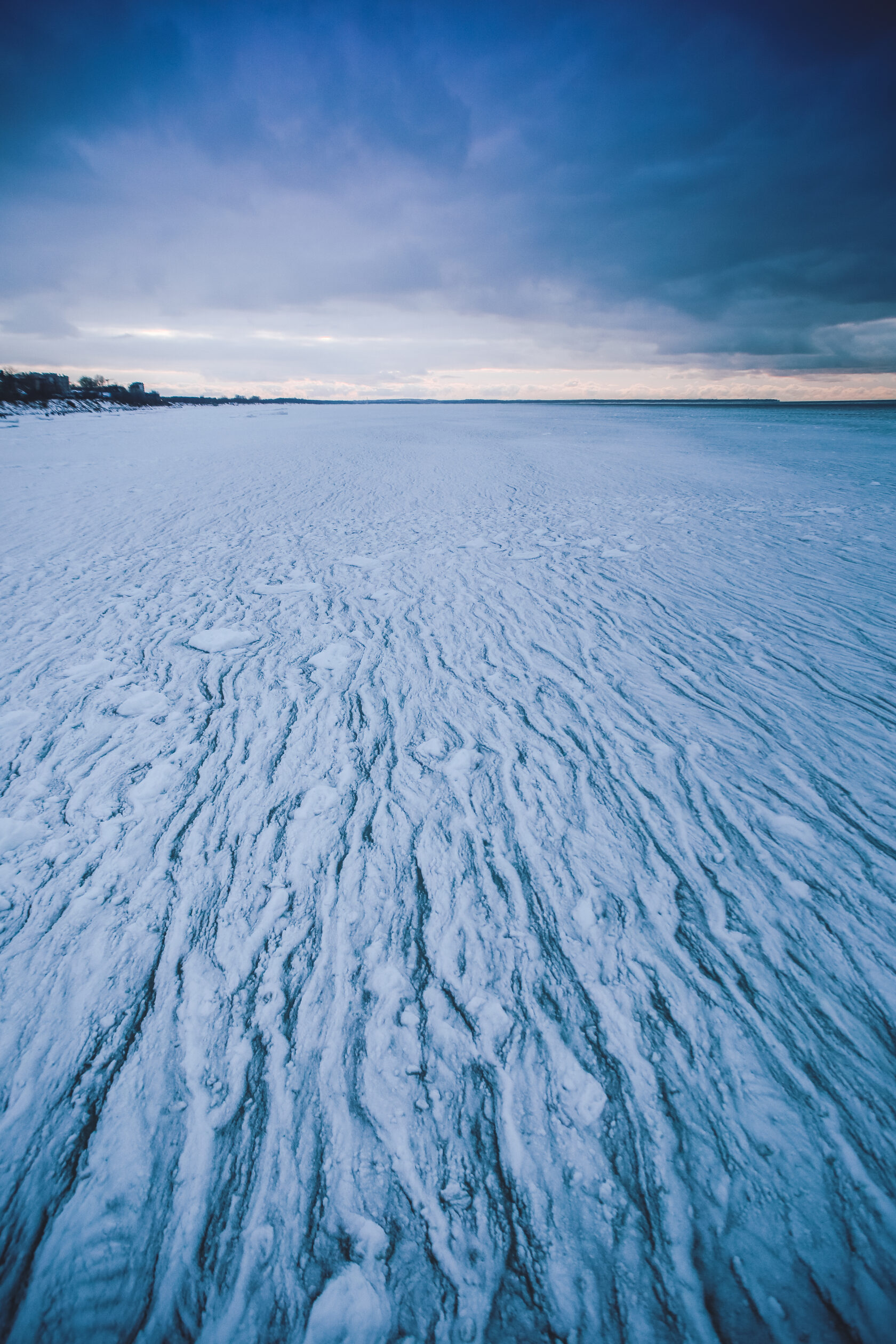 замерзшее море