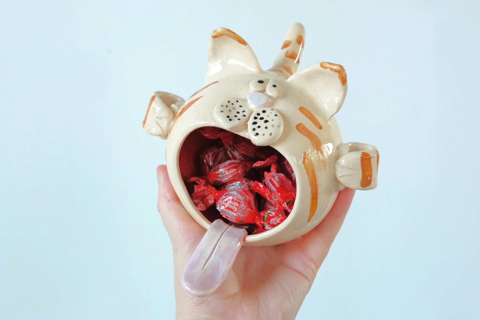 handmade clay candy dish, easy ceramic item for beginners in Toronto