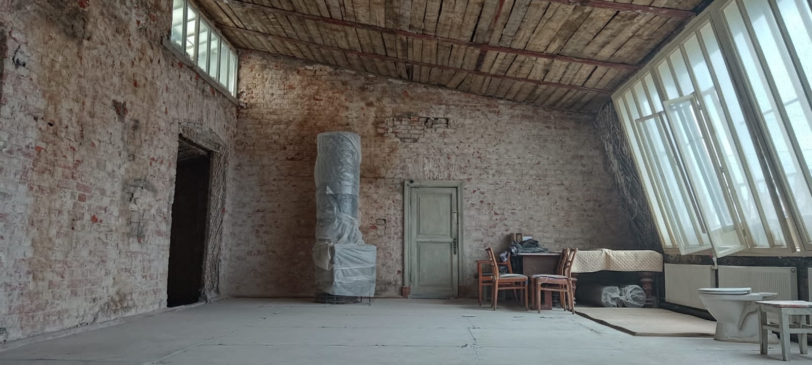 Комната