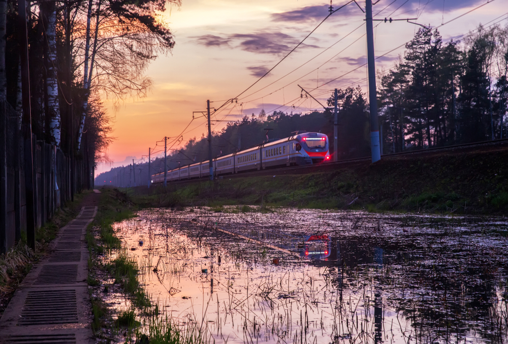 поезд закат лес жд дорога рельсы